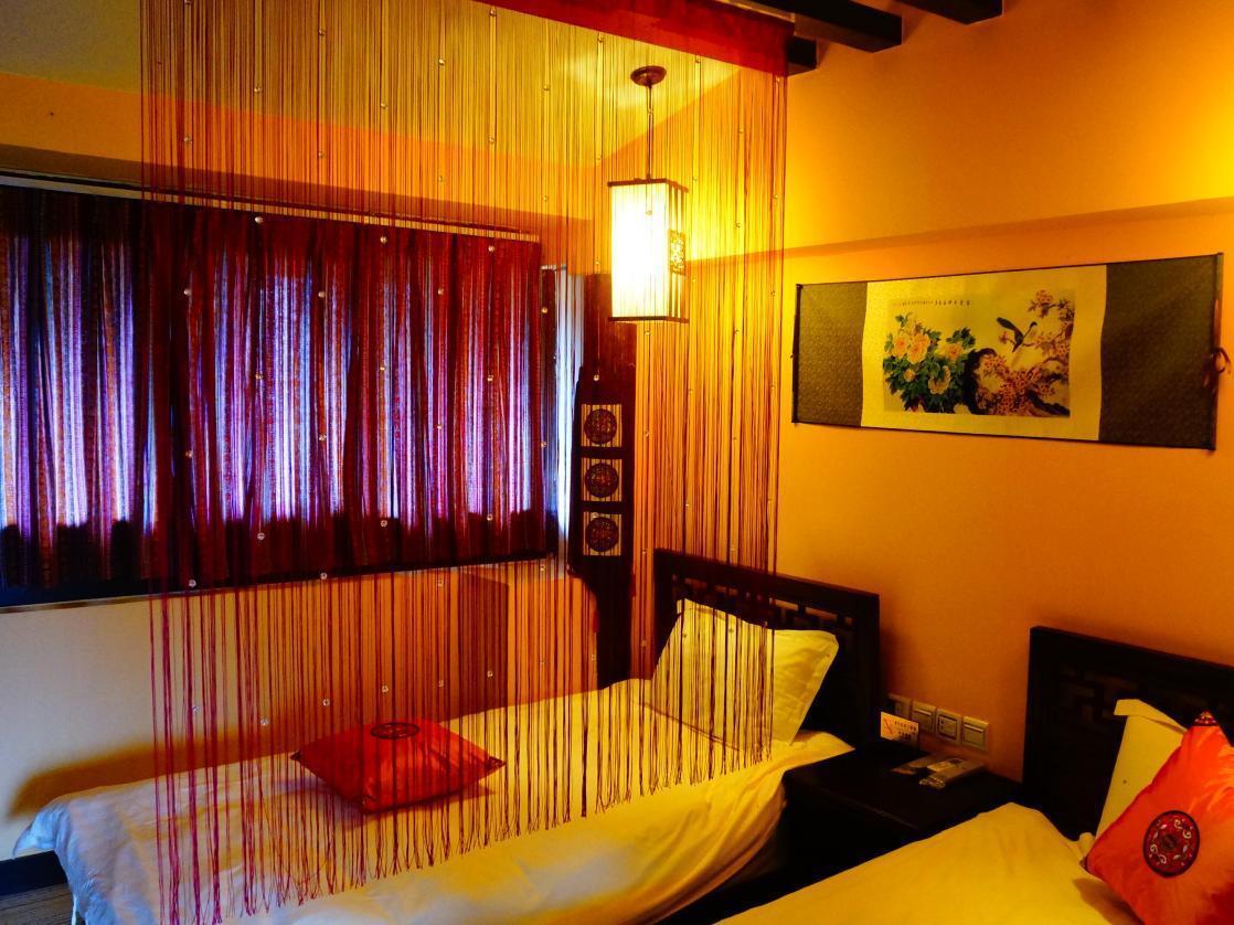 Lijiang Wangjia Courtyard Inn Exteriör bild